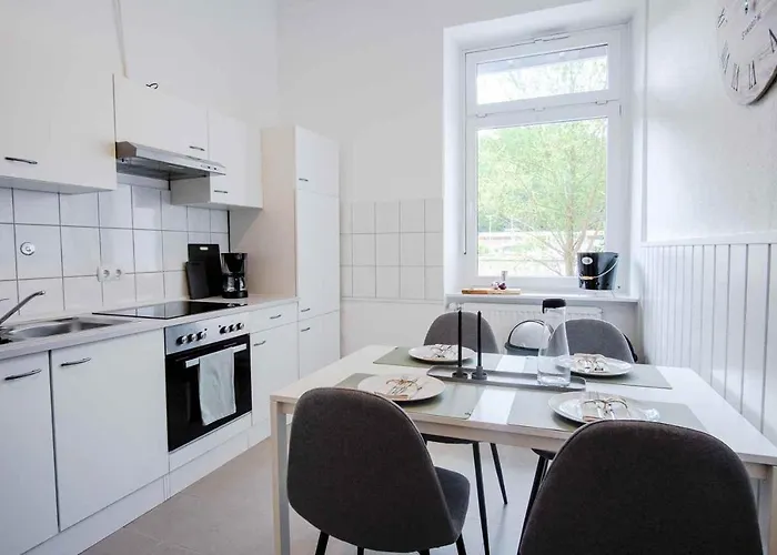 Modern & Spacious In Appartement